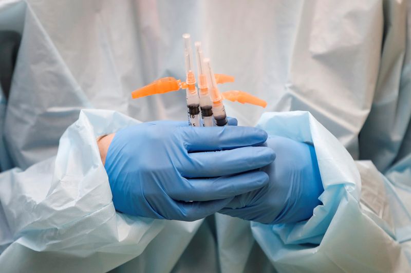 Health Rounds: Moderna combo flu/COVID vaccine succeeds in mid-stage trial-