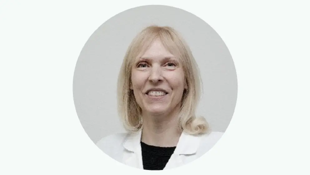 Silke Gillessen profile picture, grey background
