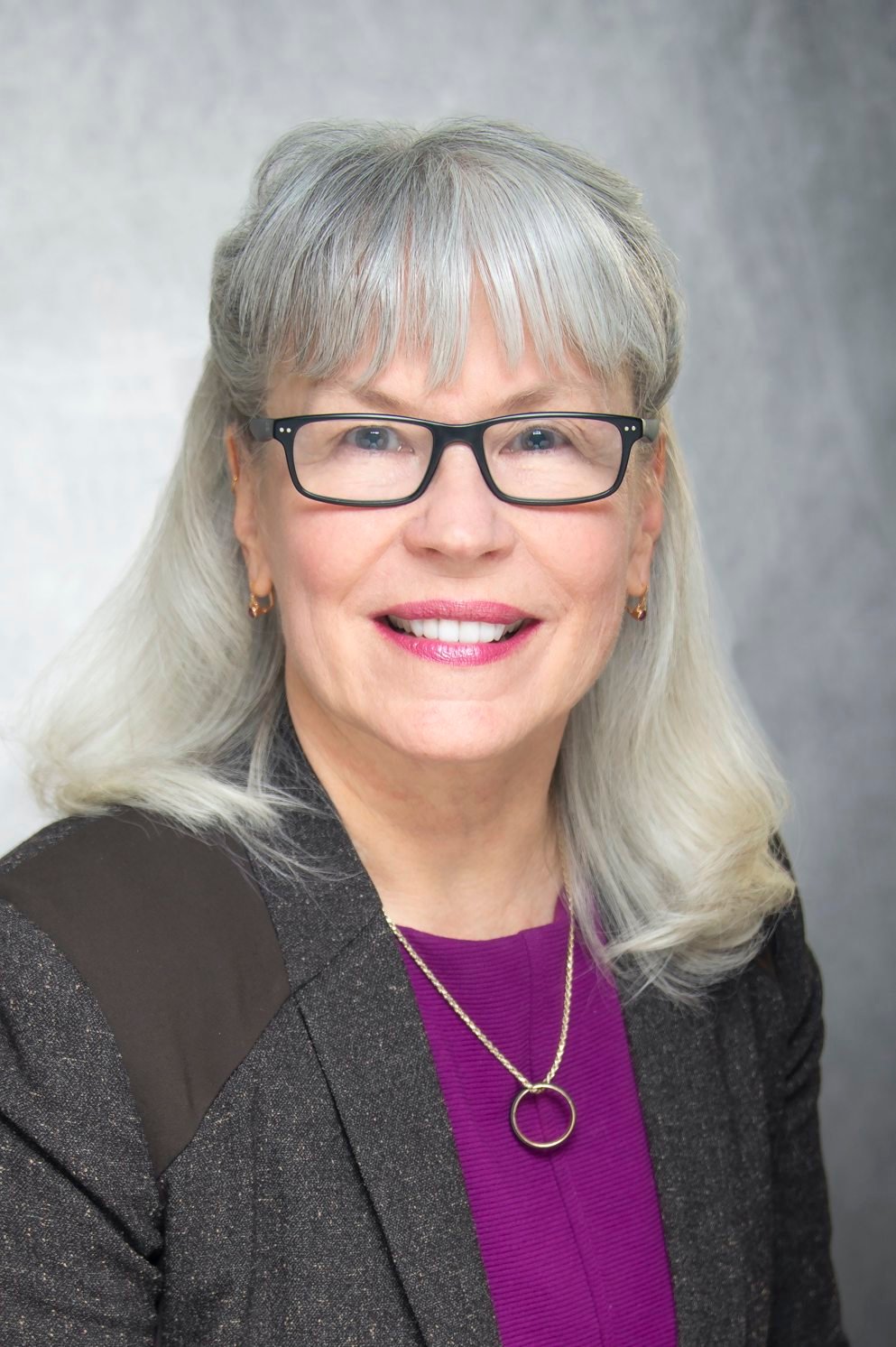 Dr Carla Nester